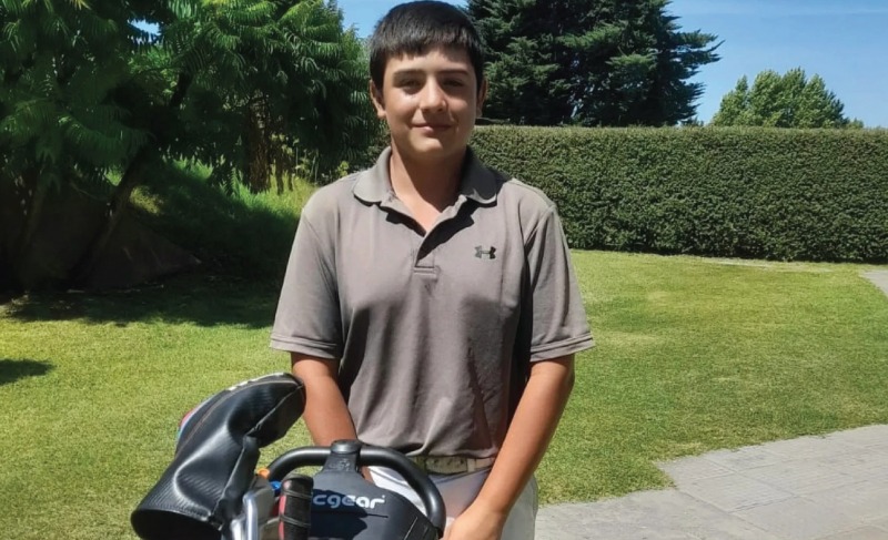 Martiniano Daz Oviedo compiti en el torneo El Federal en Crdoba